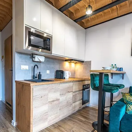 アパート Yeti & Wilka W Centrum Chorzowa: Wilk ホジューフ