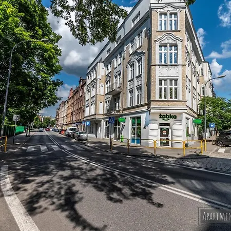 Yeti & Wilka W Centrum Chorzowa: Wilk
