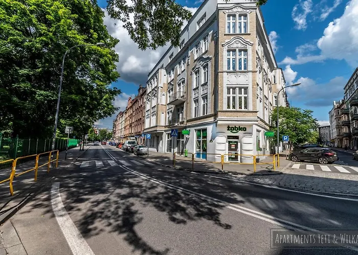 Yeti & Wilka W Centrum Chorzowa: Wilk